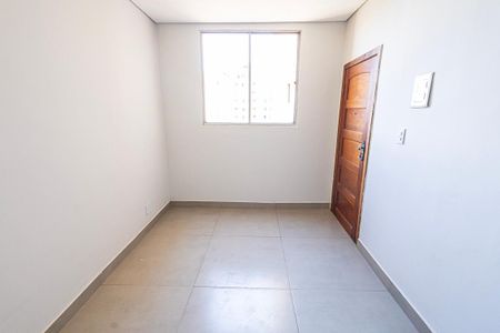 sala de apartamento à venda com 2 quartos, 72m² em São Tomaz, Belo Horizonte