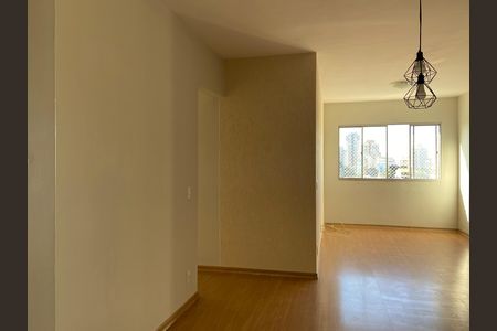 Sala de apartamento para alugar com 3 quartos, 76m² em Vila Osasco, Osasco