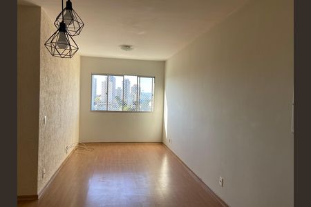 Sala de apartamento para alugar com 3 quartos, 76m² em Vila Osasco, Osasco