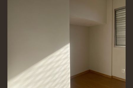 Apartamento para alugar com 76m², 3 quartos e 2 vagas Apartamento para alugar com 76m², 3 quartos e 2 vagasQuarto 3