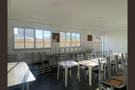 Apartamento para alugar com 76m², 3 quartos e 2 vagas Apartamento para alugar com 76m², 3 quartos e 2 vagasÁrea comum - Salão de festas