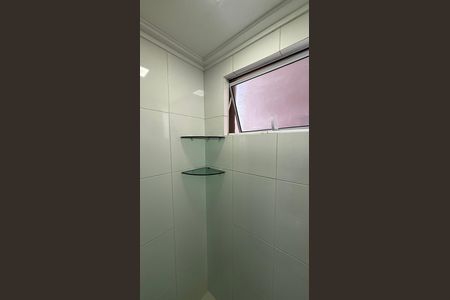 Apartamento à venda com 66m², 2 quartos e 1 vaga Apartamento à venda com 66m², 2 quartos e 1 vagaBanheiro