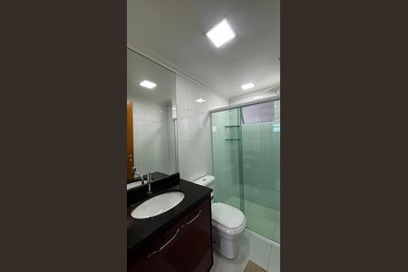 Apartamento à venda com 66m², 2 quartos e 1 vaga Apartamento à venda com 66m², 2 quartos e 1 vagaBanheiro