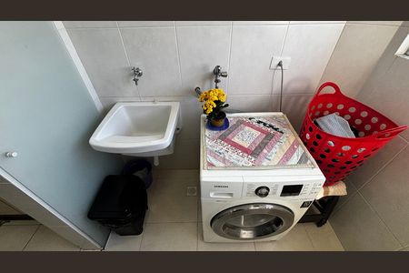 Apartamento à venda com 66m², 2 quartos e 1 vaga Apartamento à venda com 66m², 2 quartos e 1 vagaÁrea de Serviço