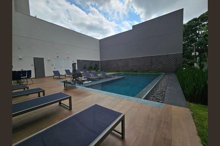 Studio para alugar com 61m², 2 quartos e 1 vaga Studio para alugar com 61m², 2 quartos e 1 vagaÁrea comum - Piscina