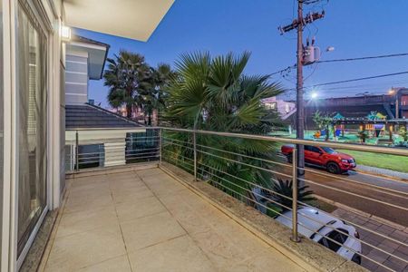Casa de condomínio para alugar com 290m², 3 quartos e 4 vagas Casa de condomínio para alugar com 290m², 3 quartos e 4 vagasÁrea comum