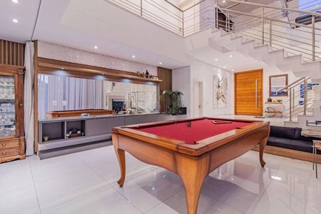Casa de condomínio para alugar com 290m², 3 quartos e 4 vagas Casa de condomínio para alugar com 290m², 3 quartos e 4 vagasSala