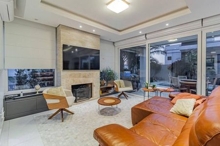 Casa de condomínio para alugar com 290m², 3 quartos e 4 vagas Casa de condomínio para alugar com 290m², 3 quartos e 4 vagasSala