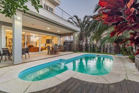 Casa de condomínio para alugar com 290m², 3 quartos e 4 vagas Casa de condomínio para alugar com 290m², 3 quartos e 4 vagasÁrea comum
