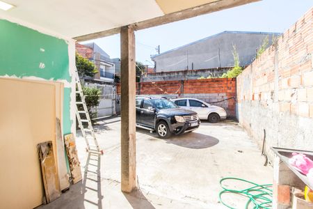 Casa à venda com 108m², 3 quartos e 5 vagas Casa à venda com 108m², 3 quartos e 5 vagasÁrea de Serviço