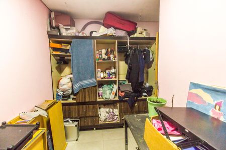 Casa à venda com 108m², 3 quartos e 5 vagas Casa à venda com 108m², 3 quartos e 5 vagasQuarto 2