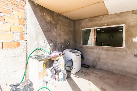 Casa à venda com 108m², 3 quartos e 5 vagas Casa à venda com 108m², 3 quartos e 5 vagasÁrea de Serviço