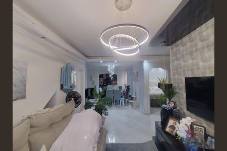 Casa para alugar com 95m², 2 quartos e 1 vaga Casa para alugar com 95m², 2 quartos e 1 vagaSala