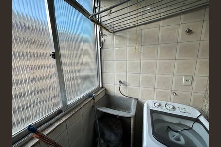 Apartamento à venda com 60m², 2 quartos e 1 vagaÁrea de Serviço