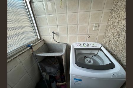 Apartamento à venda com 60m², 2 quartos e 1 vagaÁrea de Serviço