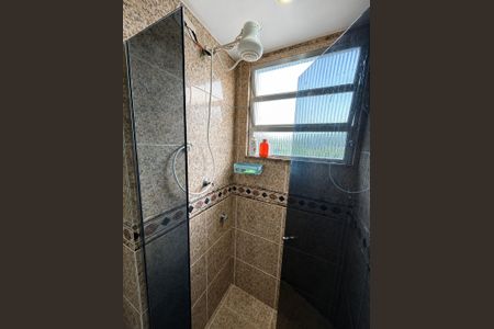 Banheiro de apartamento à venda com 2 quartos, 60m² em Inhaúma, Rio de Janeiro