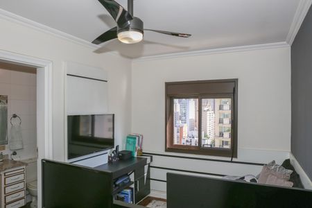 Apartamento à venda com 156m², 4 quartos e 3 vagasSuíte 2