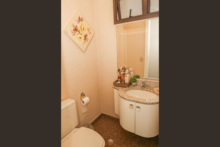 Lavabo de apartamento à venda com 4 quartos, 156m² em Pompeia, São Paulo