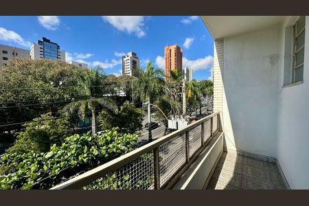 Varanda  de apartamento à venda com 4 quartos, 139m² em São Pedro, Belo Horizonte