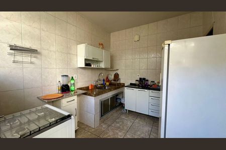 Apartamento à venda com 139m², 4 quartos e 1 vaga Apartamento à venda com 139m², 4 quartos e 1 vagaCozinha