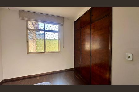 Apartamento à venda com 139m², 4 quartos e 1 vaga Apartamento à venda com 139m², 4 quartos e 1 vagaQuarto