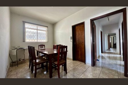 Apartamento à venda com 139m², 4 quartos e 1 vaga Apartamento à venda com 139m², 4 quartos e 1 vagaSala de jantar
