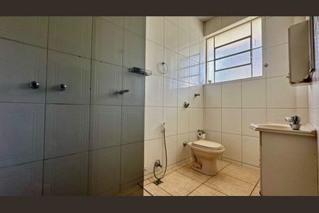 Apartamento à venda com 139m², 4 quartos e 1 vaga Apartamento à venda com 139m², 4 quartos e 1 vagaBanheiro