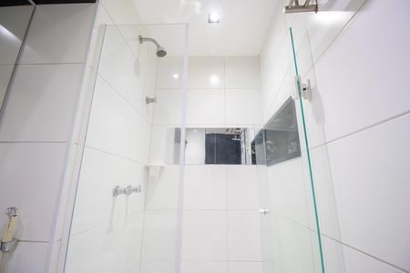 Apartamento para alugar com 64m², 2 quartos e 1 vaga Apartamento para alugar com 64m², 2 quartos e 1 vagaBanheiro