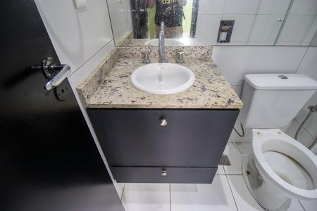 Banheiro da Suíte de apartamento para alugar com 2 quartos, 64m² em Vila da Penha, Rio de Janeiro