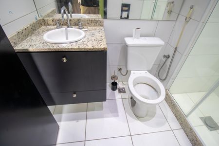 Apartamento para alugar com 64m², 2 quartos e 1 vaga Apartamento para alugar com 64m², 2 quartos e 1 vagaBanheiro