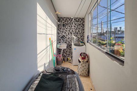 Casa para alugar com 98m², 3 quartos e 1 vaga Casa para alugar com 98m², 3 quartos e 1 vagaÁrea de Serviço