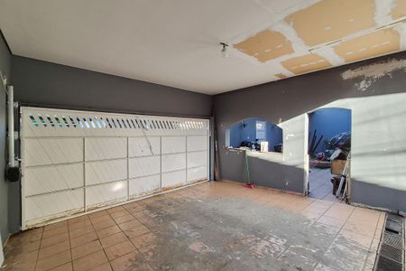 Casa para alugar com 98m², 3 quartos e 1 vaga Casa para alugar com 98m², 3 quartos e 1 vagaGaragem