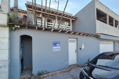 Casa para alugar com 98m², 3 quartos e 1 vaga Casa para alugar com 98m², 3 quartos e 1 vagafachada