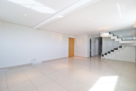 Apartamento para alugar com 190m², 4 quartos e 2 vagasSala