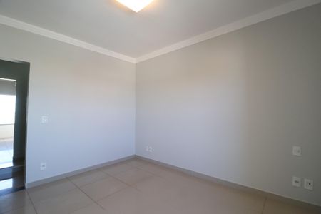 Apartamento para alugar com 190m², 4 quartos e 2 vagasQuarto 4 - Suíte