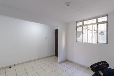 Sala de apartamento para alugar com 2 quartos, 50m² em Conjunto Habitacional Santa Etelvina Iii, São Paulo