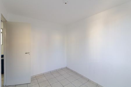 Quarto 2 de apartamento para alugar com 2 quartos, 50m² em Conjunto Habitacional Santa Etelvina Iii, São Paulo