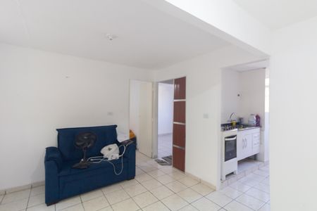 Sala de apartamento para alugar com 2 quartos, 50m² em Conjunto Habitacional Santa Etelvina Iii, São Paulo
