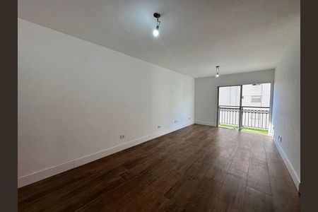 Apartamento à venda com 94m², 3 quartos e 1 vaga Apartamento à venda com 94m², 3 quartos e 1 vagaSala