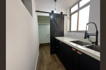 Apartamento à venda com 94m², 3 quartos e 1 vaga Apartamento à venda com 94m², 3 quartos e 1 vagaÁrea de Serviço