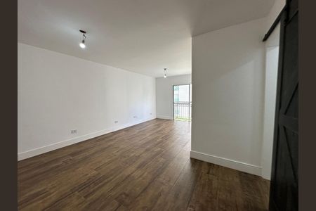 Apartamento à venda com 94m², 3 quartos e 1 vaga Apartamento à venda com 94m², 3 quartos e 1 vagaSala