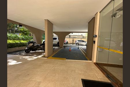 Apartamento à venda com 94m², 3 quartos e 1 vaga Apartamento à venda com 94m², 3 quartos e 1 vagaÁrea comum