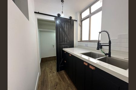 Apartamento à venda com 94m², 3 quartos e 1 vaga Apartamento à venda com 94m², 3 quartos e 1 vagaÁrea de Serviço