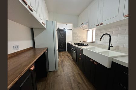 Apartamento à venda com 94m², 3 quartos e 1 vaga Apartamento à venda com 94m², 3 quartos e 1 vagaCozinha