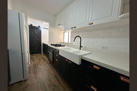 Apartamento à venda com 94m², 3 quartos e 1 vaga Apartamento à venda com 94m², 3 quartos e 1 vagaCozinha