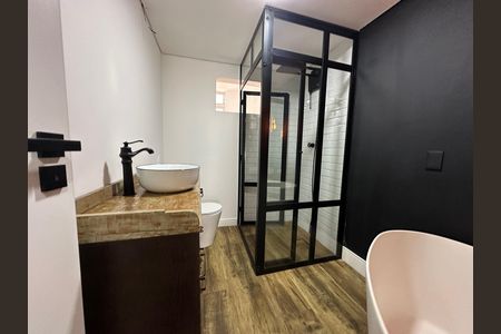 Apartamento à venda com 94m², 3 quartos e 1 vaga Apartamento à venda com 94m², 3 quartos e 1 vagaBanheiro Social