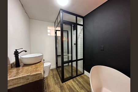 Apartamento à venda com 94m², 3 quartos e 1 vaga Apartamento à venda com 94m², 3 quartos e 1 vagaBanheiro Social