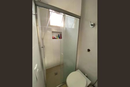 Banheiro social de apartamento à venda com 1 quarto, 41m² em Funcionários, Belo Horizonte