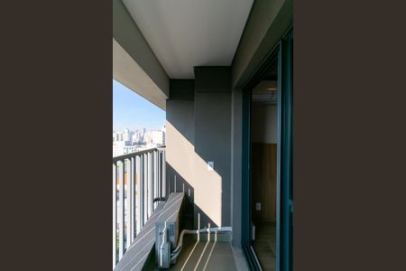 Studio para alugar com 29m², 1 quarto e sem vaga Studio para alugar com 29m², 1 quarto e sem vagaVaranda
