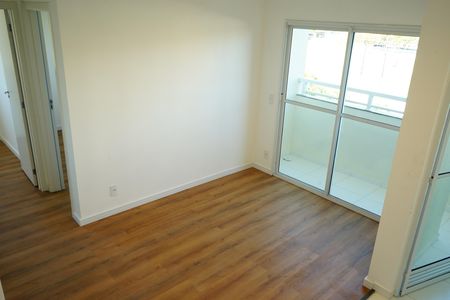 Sala de apartamento para alugar com 2 quartos, 42m² em Vila Esperança, São Paulo